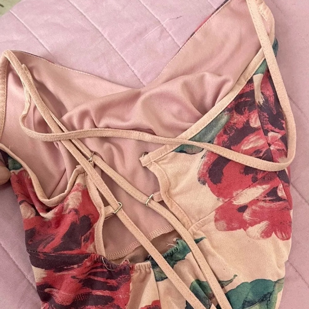 Dress - Picture 2 of 2